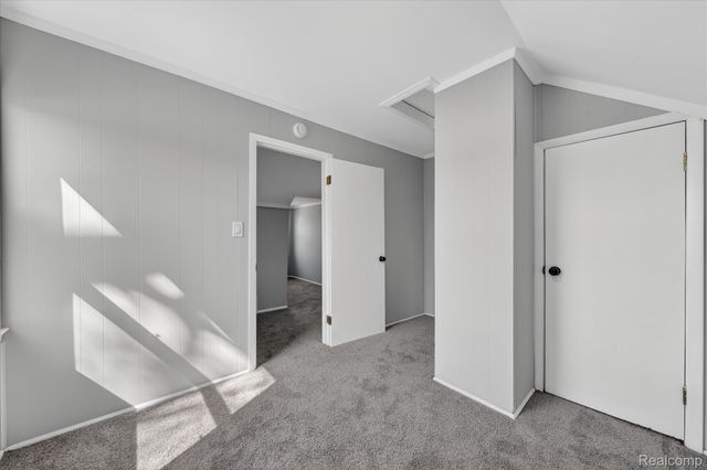 1108 HELEN Street, Garden City, MI 48135