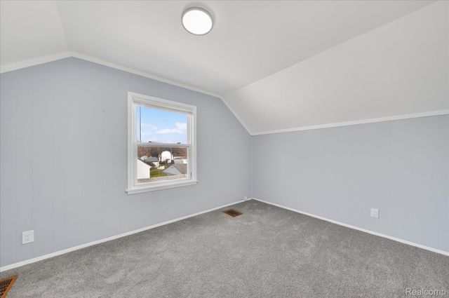 1108 HELEN Street, Garden City, MI 48135