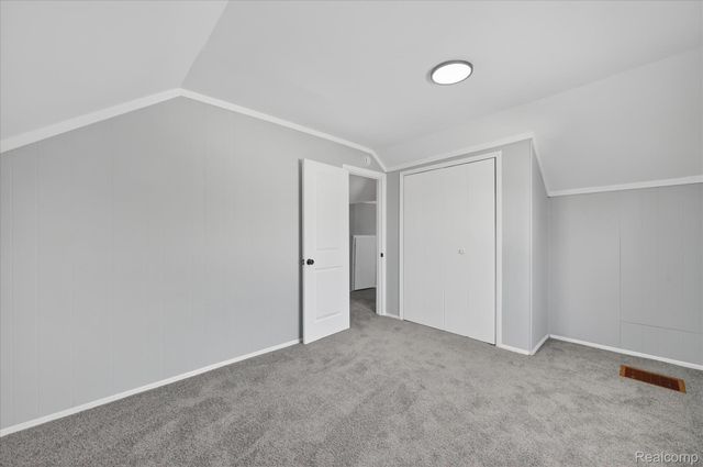 1108 HELEN Street, Garden City, MI 48135