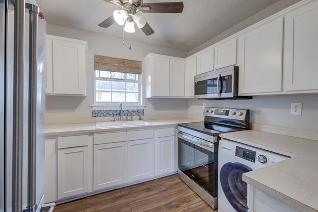 516 Arlington Drive B8, Charleston, SC 29414