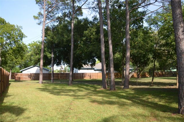 11608 Old Main Street Loop Road, Houston, TX 77025
