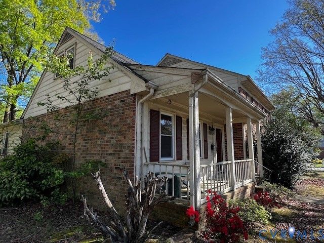 5949 Dunnshire Rd, Chesterfield, VA 23234
