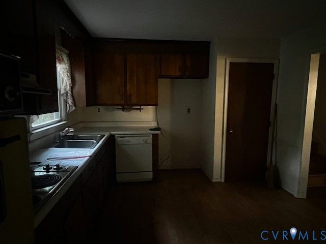 5949 Dunnshire Rd, Chesterfield, VA 23234