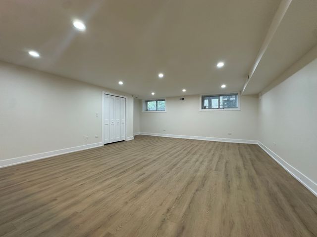 4338 N Clarendon Avenue GS, Chicago, IL 60613