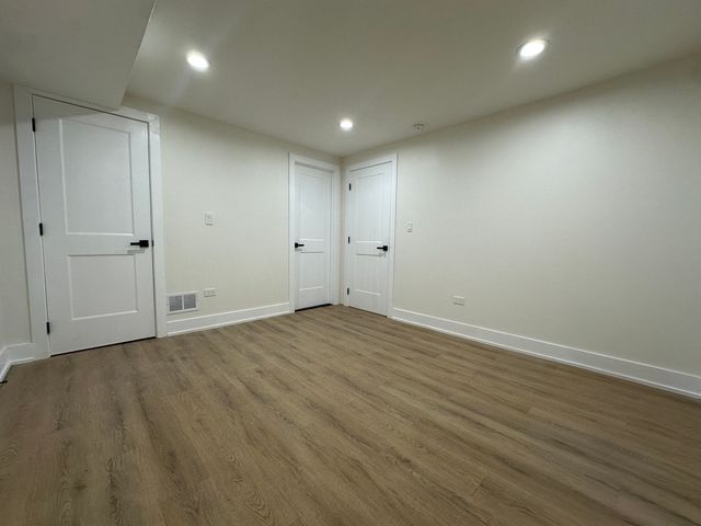 4338 N Clarendon Avenue GS, Chicago, IL 60613