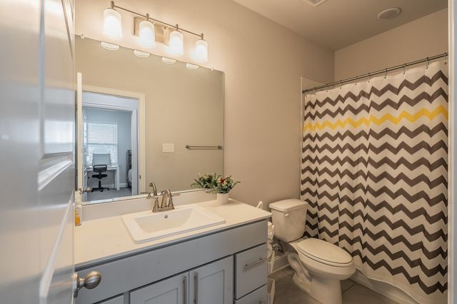 12933 Couture Drive, Farmers Branch, TX 75234