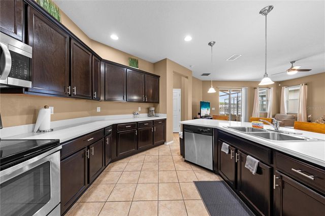 4704 RUBY RED LANE, Kissimmee, FL 34746