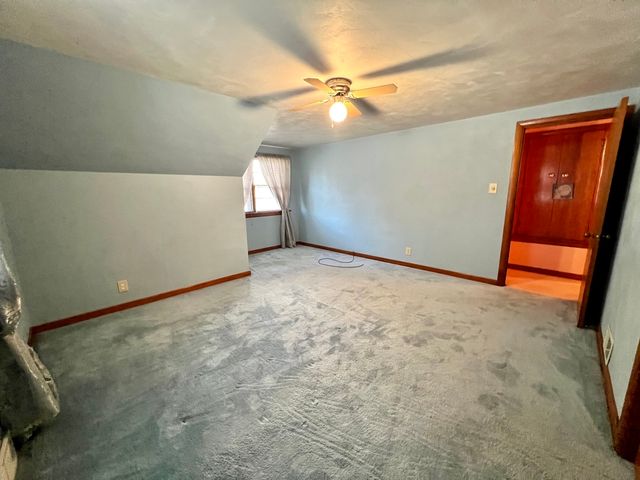 977 N Oakland Avenue, Decatur, IL 62522