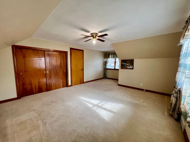 977 N Oakland Avenue, Decatur, IL 62522