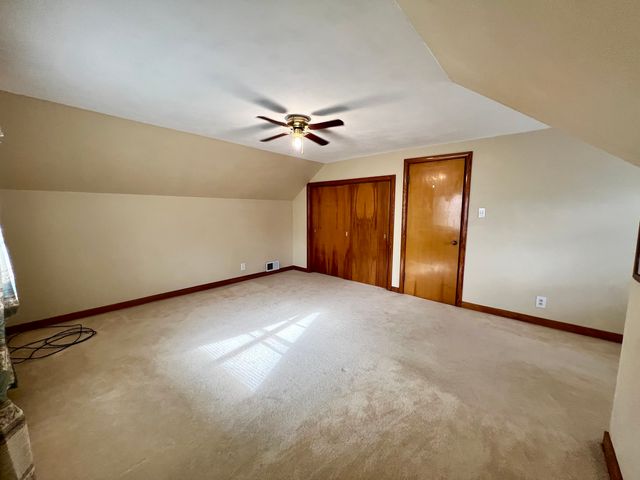 977 N Oakland Avenue, Decatur, IL 62522