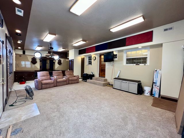 977 N Oakland Avenue, Decatur, IL 62522