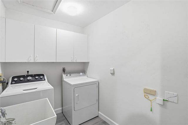 4181 Sawgrass Point DR 201, Bonita Springs, FL 34134