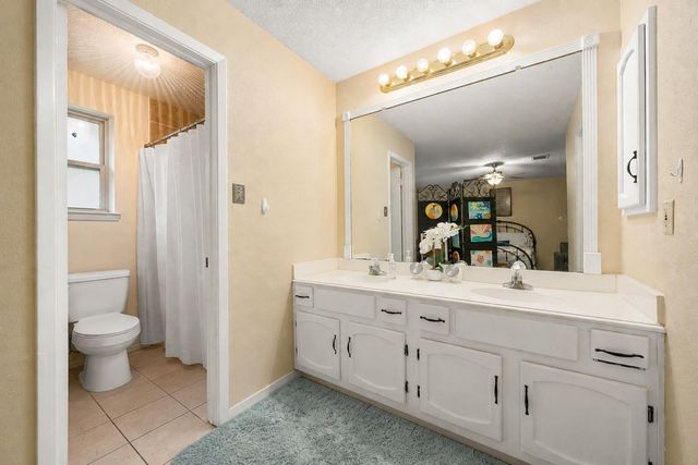 17411 Huntersglen Circle, Humble, TX 77396