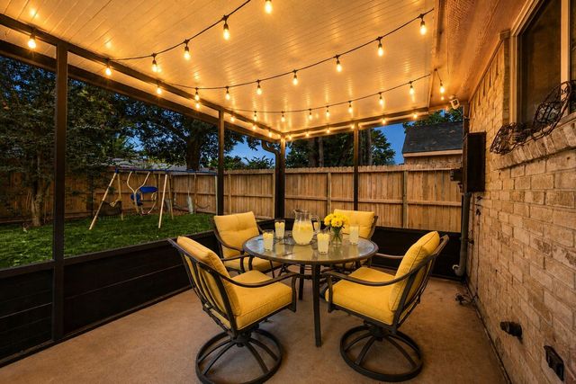 17411 Huntersglen Circle, Humble, TX 77396