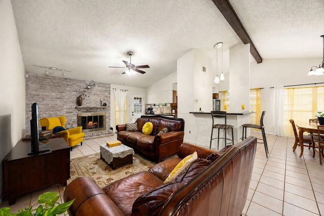 17411 Huntersglen Circle, Humble, TX 77396