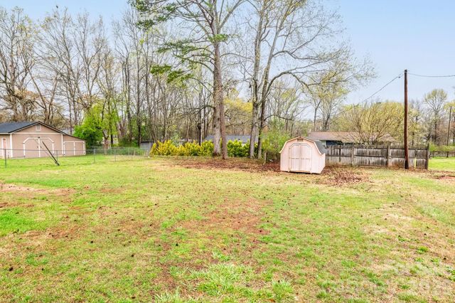 414 Ridge Street, Stanley, NC 28164