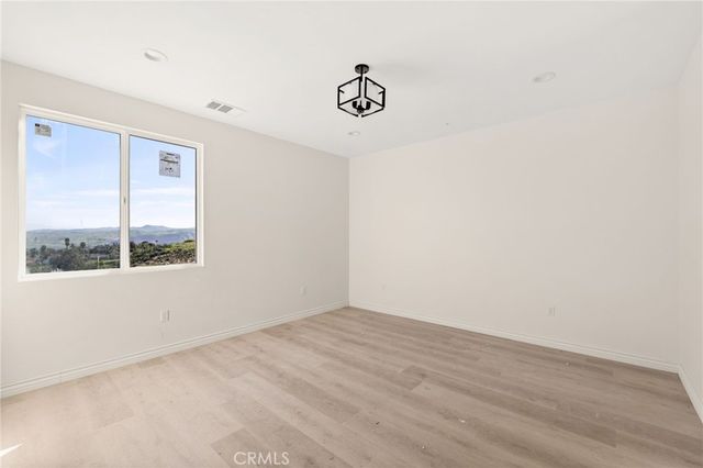 3260 Howe Street, Corona, CA 92881