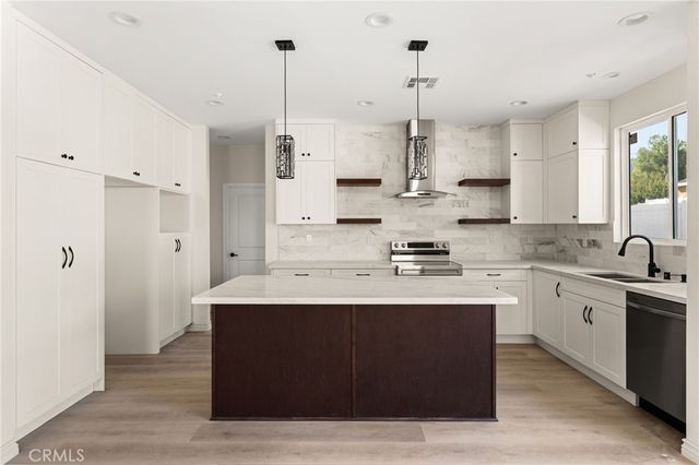 3260 Howe Street, Corona, CA 92881