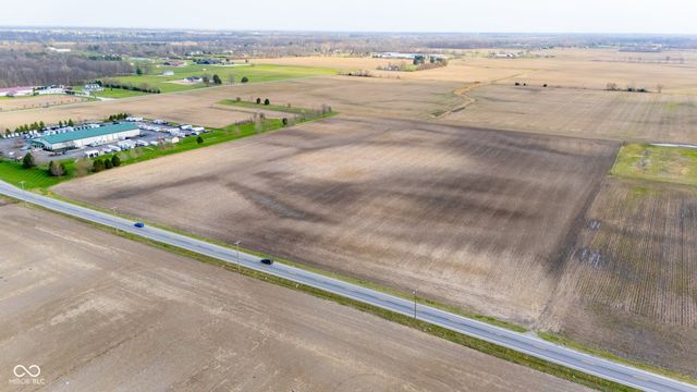 11901 E State Road 32, Zionsville, IN 46077