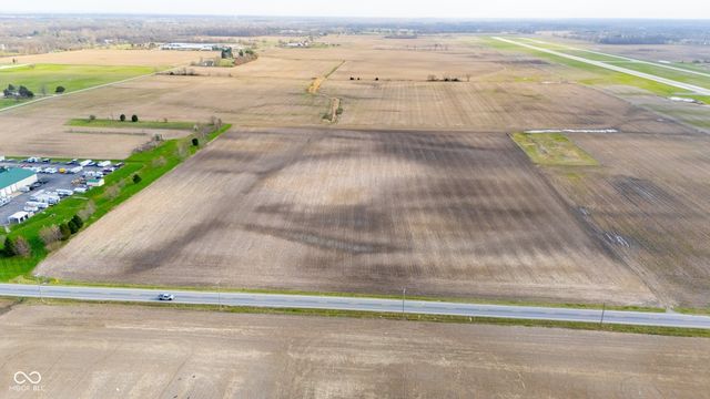 11901 E State Road 32, Zionsville, IN 46077