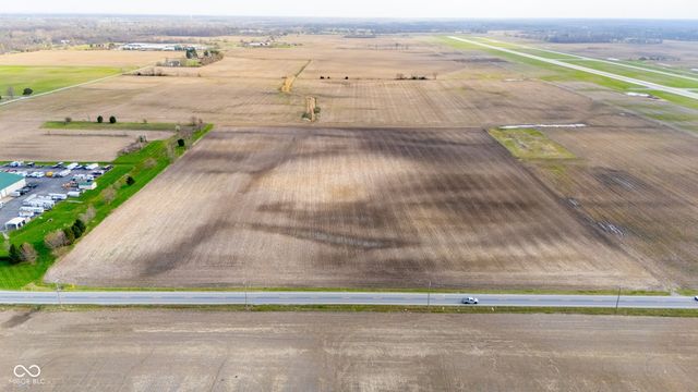 11901 E State Road 32, Zionsville, IN 46077