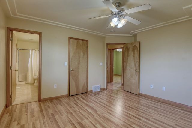 9012 N Ash St, Spokane, WA 99208