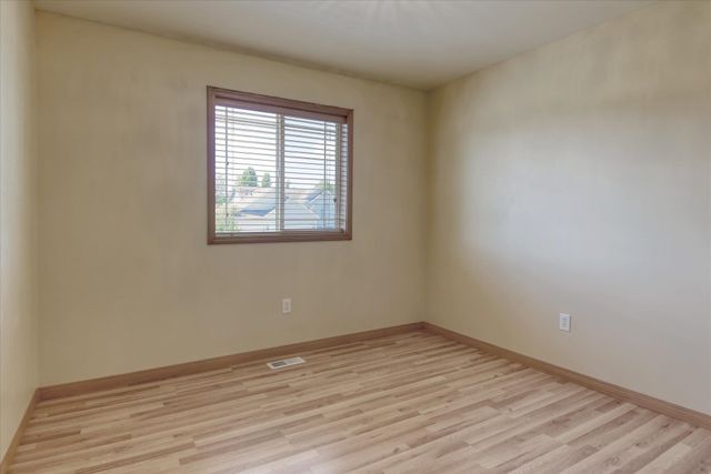 9012 N Ash St, Spokane, WA 99208