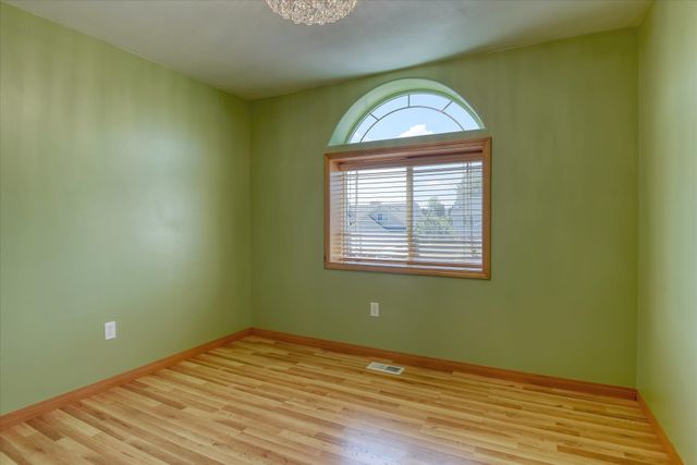 9012 N Ash St, Spokane, WA 99208