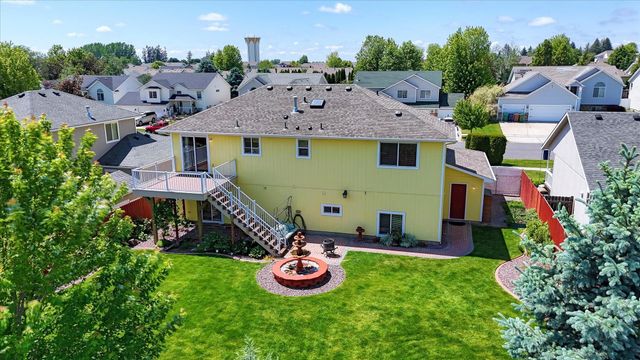 9012 N Ash St, Spokane, WA 99208