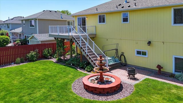 9012 N Ash St, Spokane, WA 99208