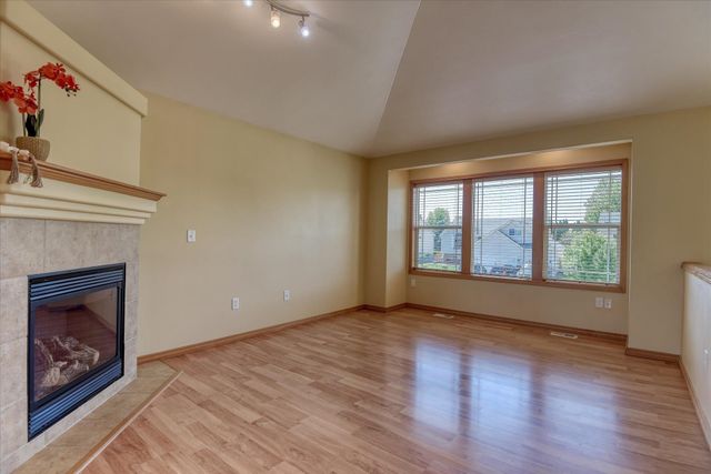9012 N Ash St, Spokane, WA 99208