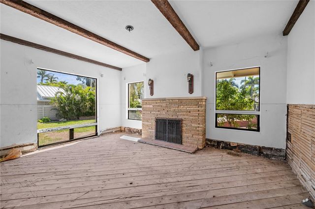 679 NORSOTA WAY, Sarasota, FL 34242