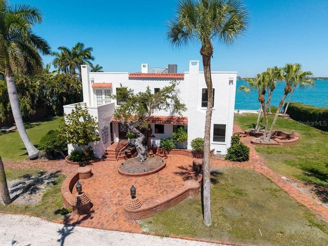 679 NORSOTA WAY, Sarasota, FL 34242