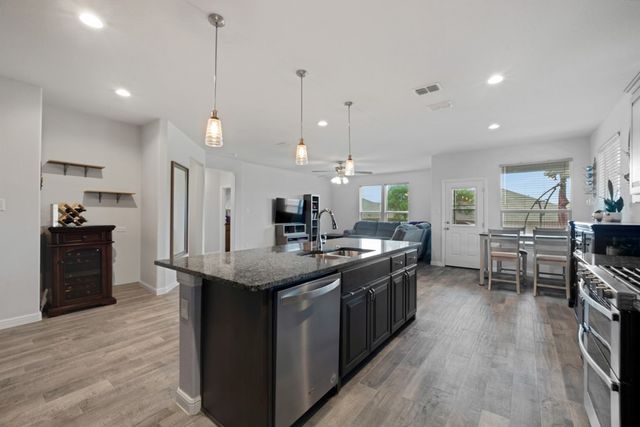 1100 Bowes Court, Fort Worth, TX 76247