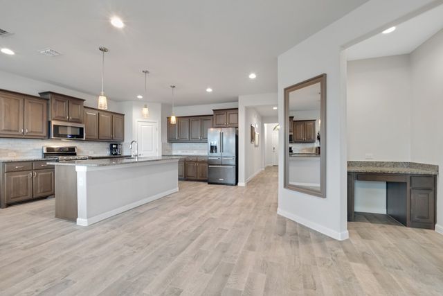 1100 Bowes Court, Fort Worth, TX 76247