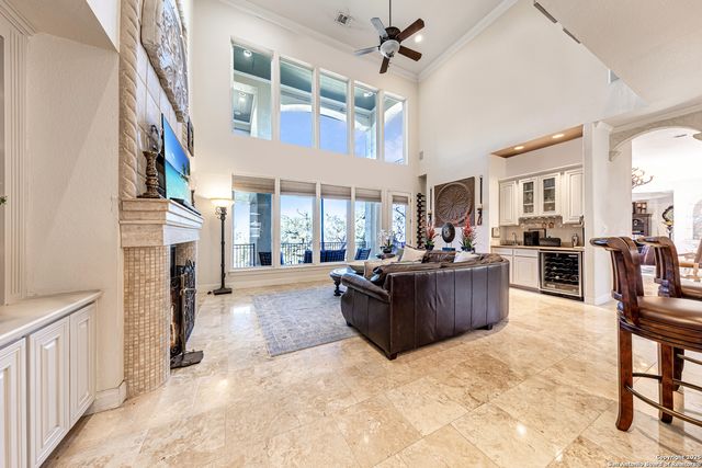 112 Los Colinas, Spring Branch, TX 78070