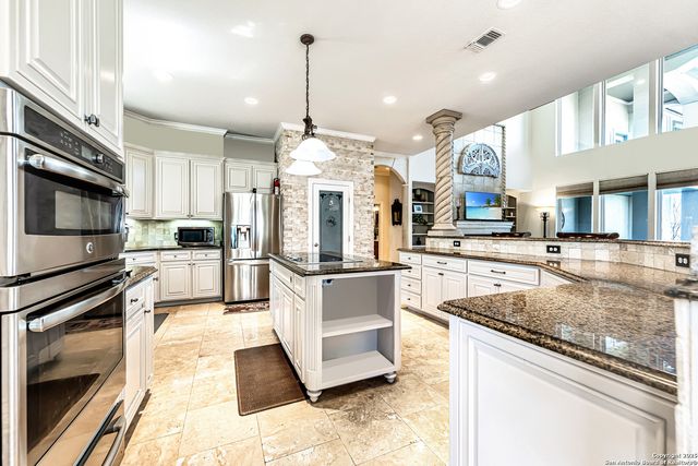 112 Los Colinas, Spring Branch, TX 78070