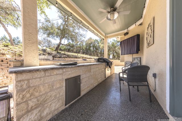 112 Los Colinas, Spring Branch, TX 78070