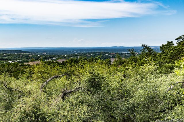 112 Los Colinas, Spring Branch, TX 78070