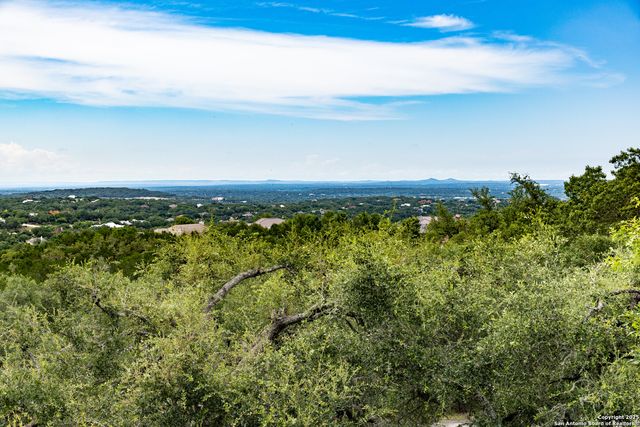 112 Los Colinas, Spring Branch, TX 78070