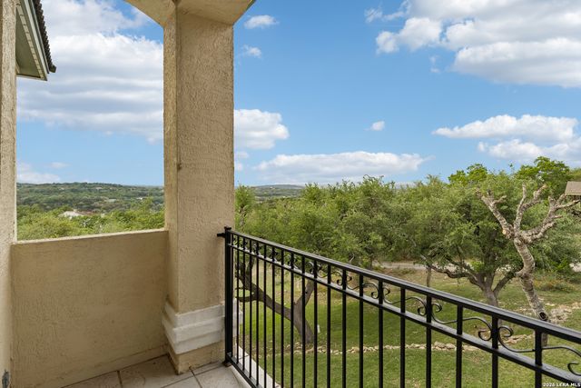 112 Los Colinas, Spring Branch, TX 78070