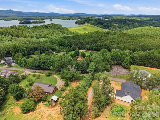 2958 Corpening Chapel Road, Morganton, NC 28655