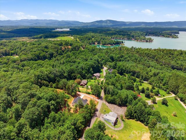 2958 Corpening Chapel Road, Morganton, NC 28655