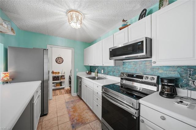 3558 Shore Dr Apt 109, Virginia Beach, VA 23455