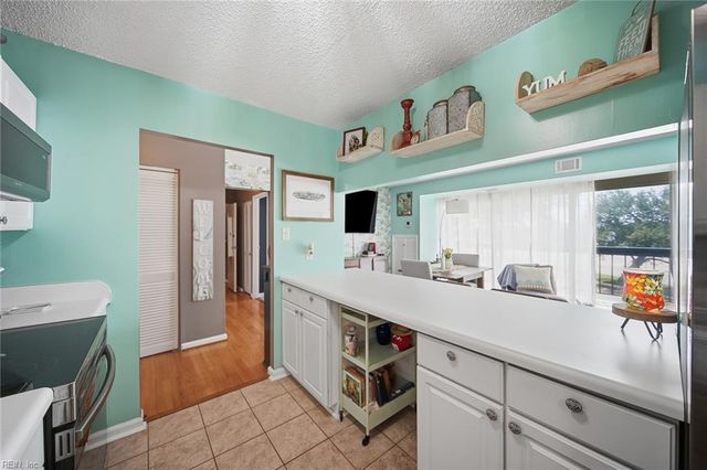 3558 Shore Dr Apt 109, Virginia Beach, VA 23455