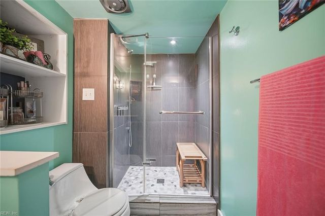 3558 Shore Dr Apt 109, Virginia Beach, VA 23455