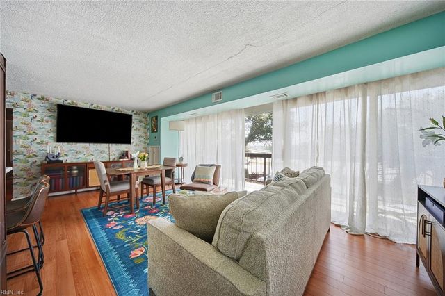 3558 Shore Dr Apt 109, Virginia Beach, VA 23455
