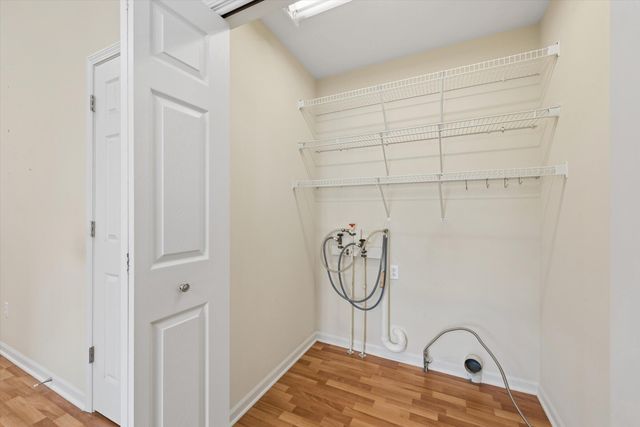 883 Hemingway Trail, Valparaiso, IN 46383