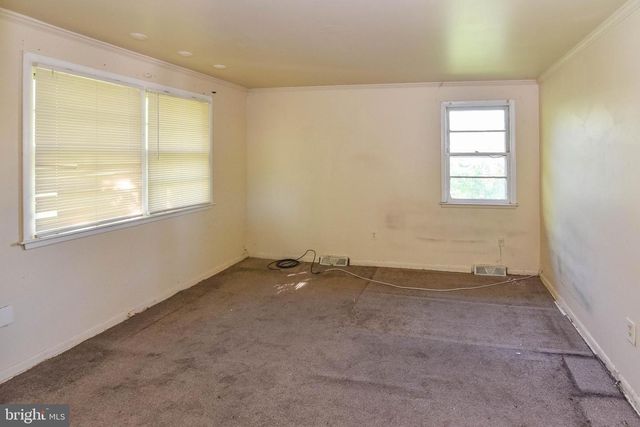 4510 OLD COURT RD, Baltimore, MD 21208