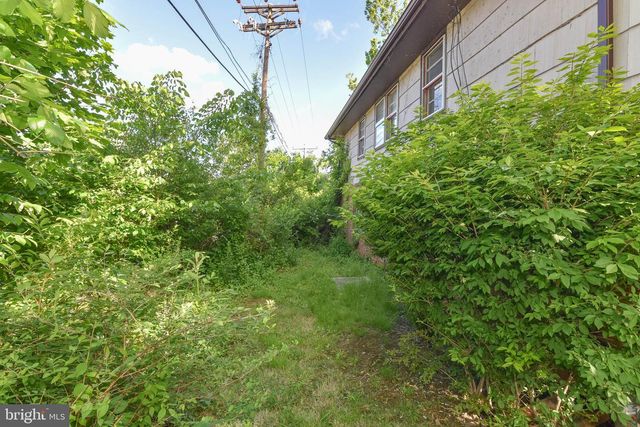 4510 OLD COURT RD, Baltimore, MD 21208